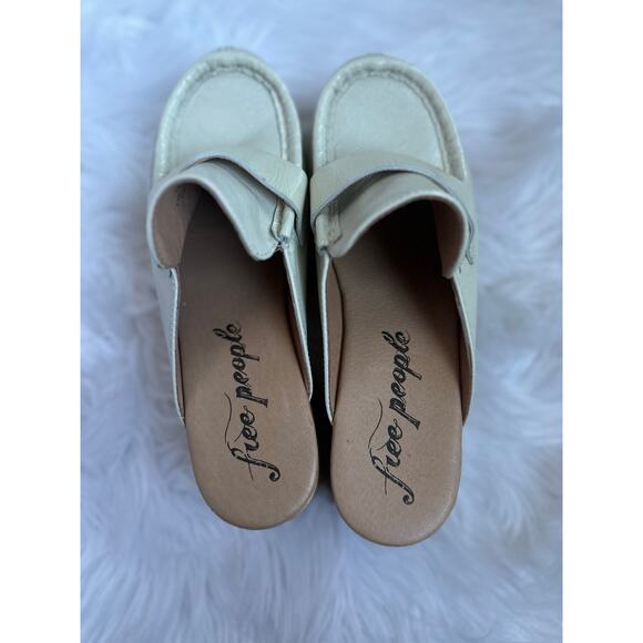 Free People Corbin Loafer Clogs in Bone Size 38 7.5 NEW NWOB - Picture 3 of 7